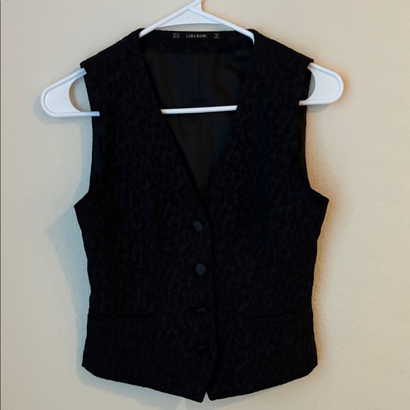 Zara Jackets & Blazers - Zara Black Tailored Vest